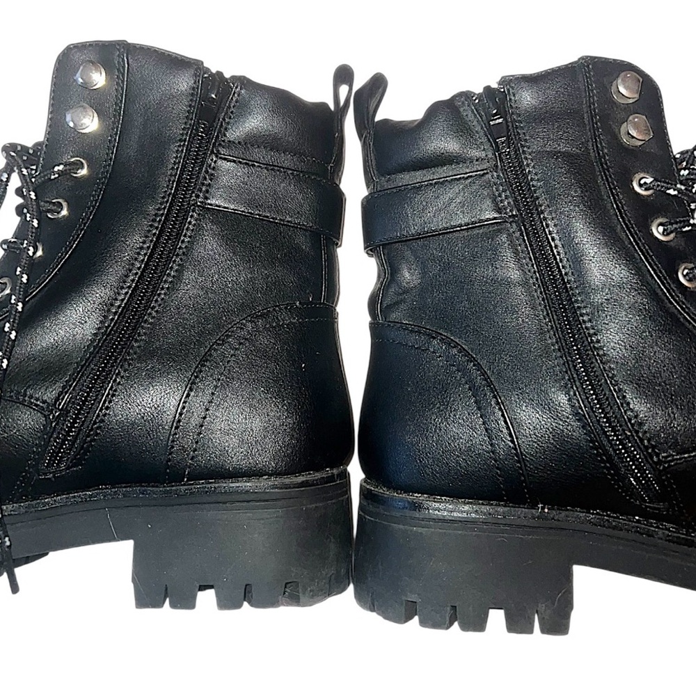 𝐁𝐄𝐋𝐋𝐀 𝐌𝐀𝐑𝐈𝐄 | CLASSIC BLACK COMBAT BOOTS - Picture 4 of 10